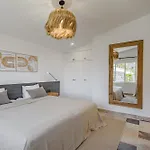 ヴィラ Sabina - 6 Bedroom House *
