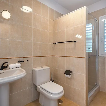 Sabina - 6 Bedroom House וילה *