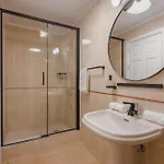 Sabina - 6 Bedroom House Vila