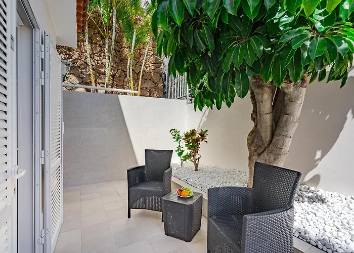 Sabina - 6 Bedroom House Villa Costa Adeje (Tenerife)