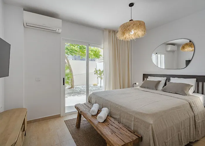 Sabina - 6 Bedroom House * Costa Adeje (Tenerife)